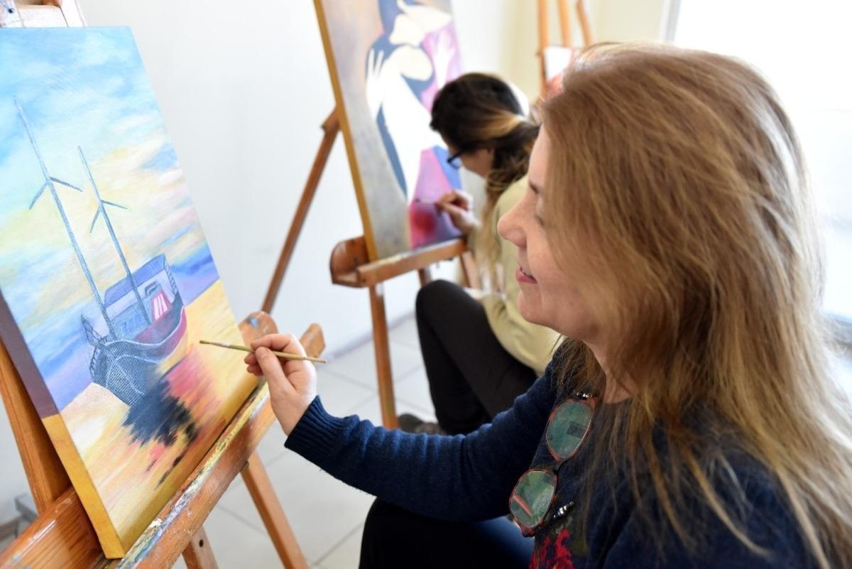 Resim yapmayı Tepebaşı&rsquo;nda &ouml;ğreniyorlar