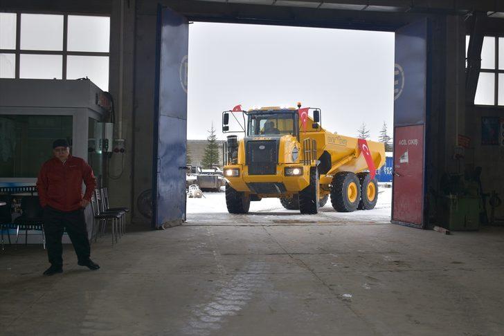 22 yıllık hayali olan kaya taşıma kamyonu 'Deve' seri üretime hazırlanıyor G1