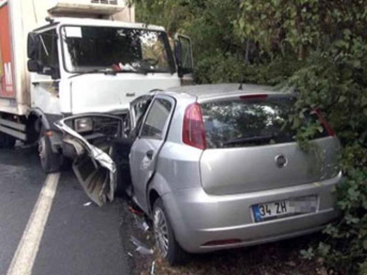 Esra Ronabar trafik kazası geçirdi G2