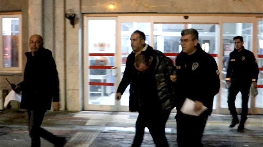 Isparta'da markette silahlı gasp yapan ş&uuml;pheli tutuklandı