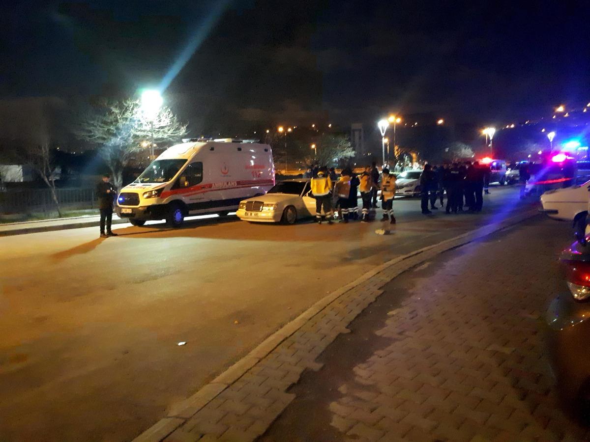 Ankara'da kanlı infaz! Seyir halindeki otomobilin s&uuml;r&uuml;c&uuml;s&uuml; silahlı saldırıda &ouml;ld&uuml;r&uuml;ld&uuml;