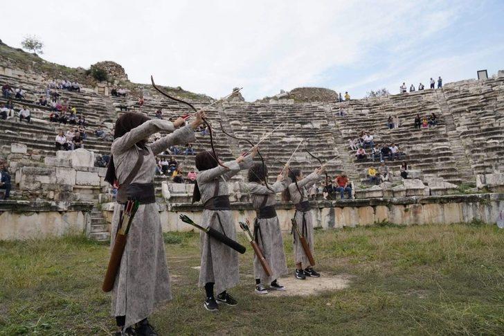 Nazillili okçular Denizli’den madalyalarla döndü G2