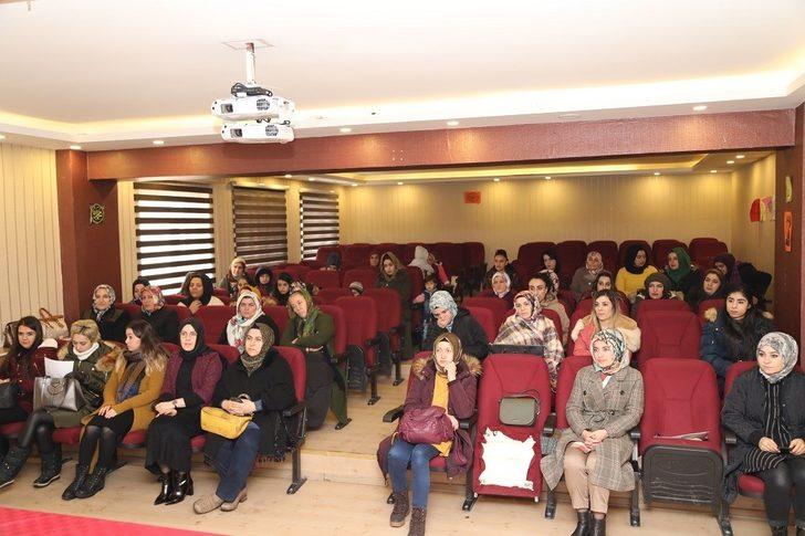 Başkale’de ‘Mahremiyet Eğitimi’ semineri G2