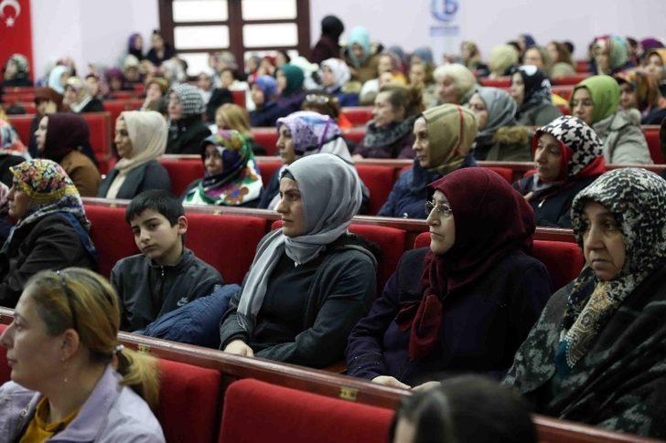 Bağcılar’da 16. Kadınlar Şurası düzenlendi G3