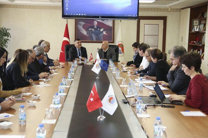 Bakan Yardımcısı Kaymakçı, ticaret için Balkanları hedef gösterdi G3