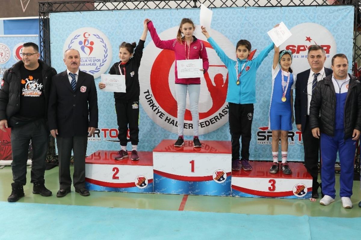 T&uuml;rkiye Halter Şampiyonası Didim&rsquo;de başladı