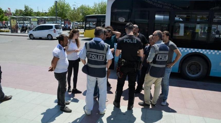 Balıkesir&rsquo;de polis 33 aranan şahsı yakaladı