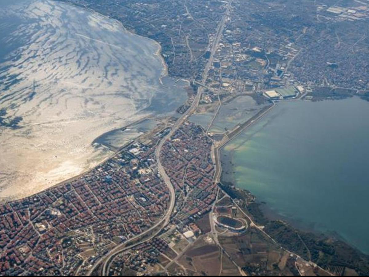 Kanal İstanbul depremi tetikler mi? &Uuml;ş&uuml;mezsoy'dan a&ccedil;ıklama