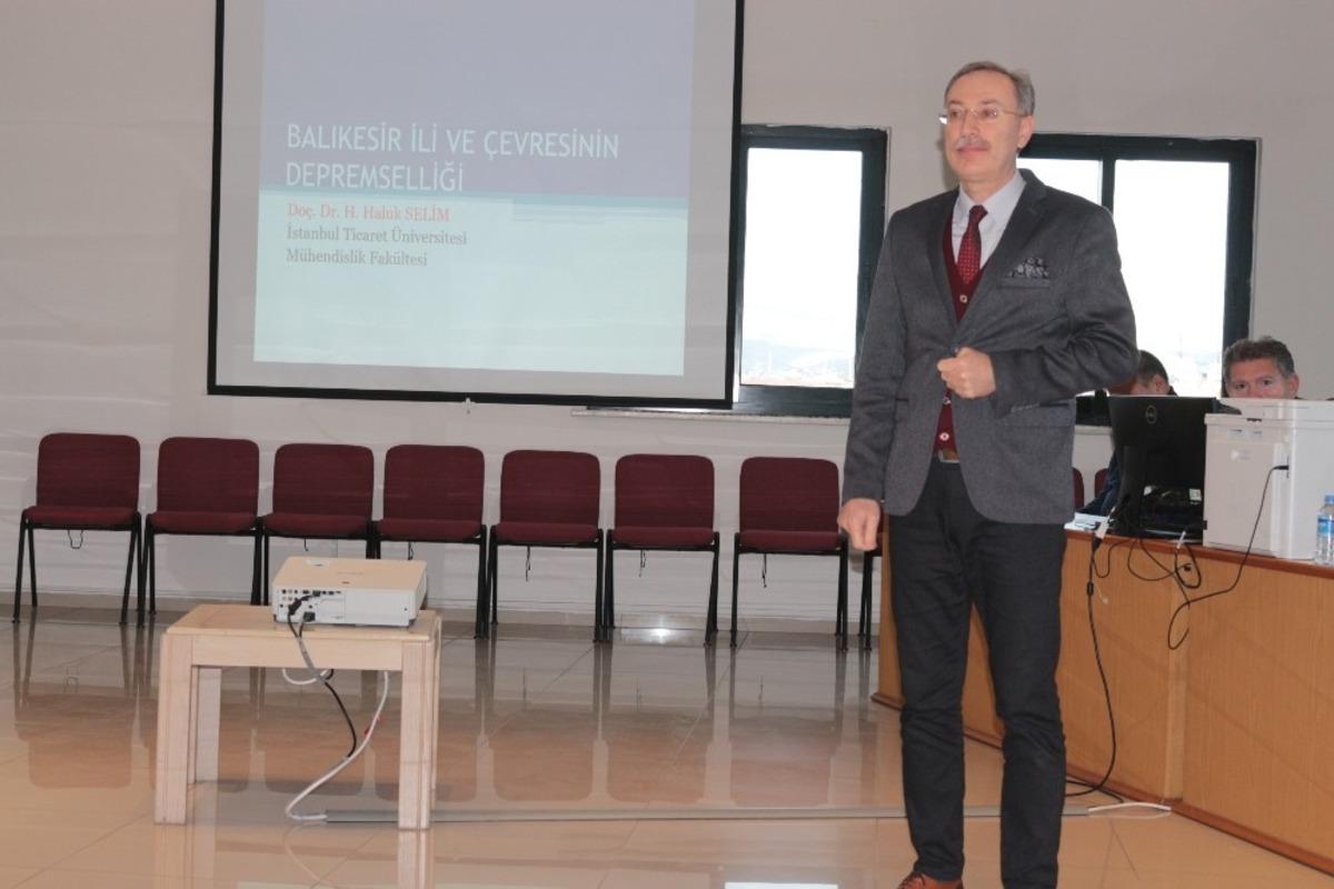 Do&ccedil;. Dr. Haluk Selim: "Kentsel d&ouml;n&uuml;ş&uuml;m ve planlama acilen yapılmalı"