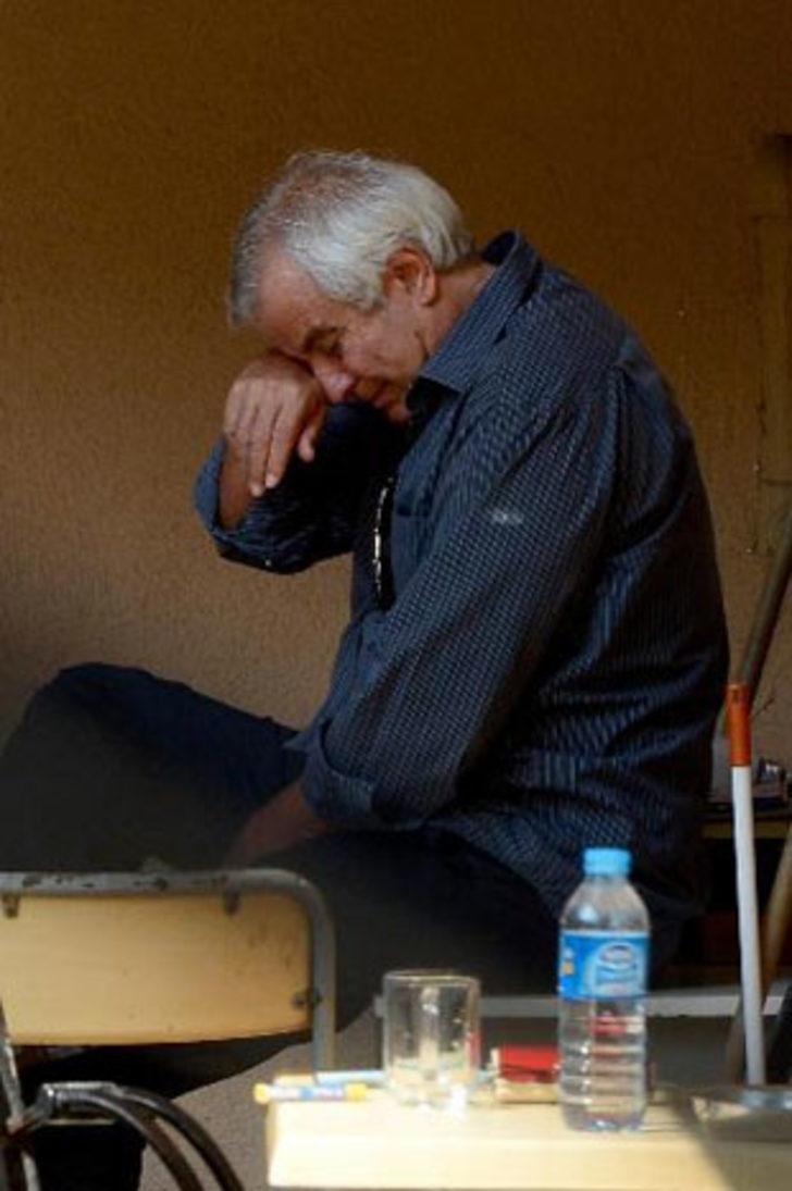 Ünlüler Tuncel Kurtiz'in evine akın etti G2