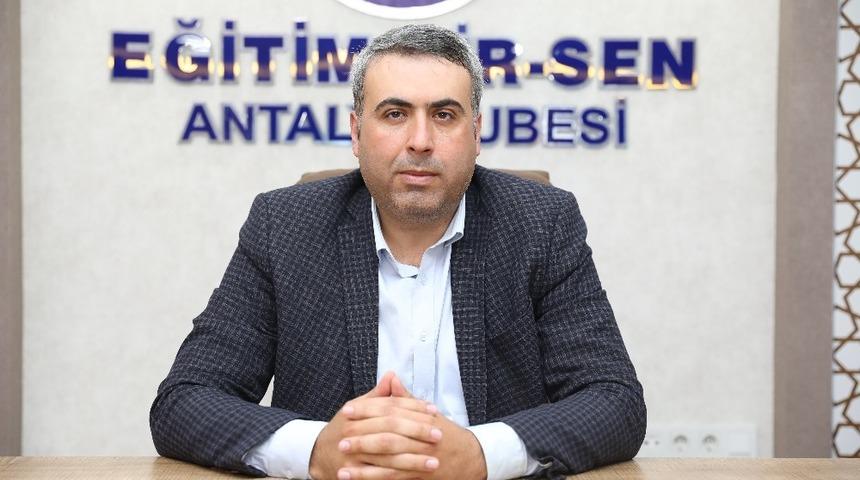 Başkan &Ccedil;oban: "Demokratikleşme basın &ouml;zg&uuml;rl&uuml;ğ&uuml; ile doğru orantılı"