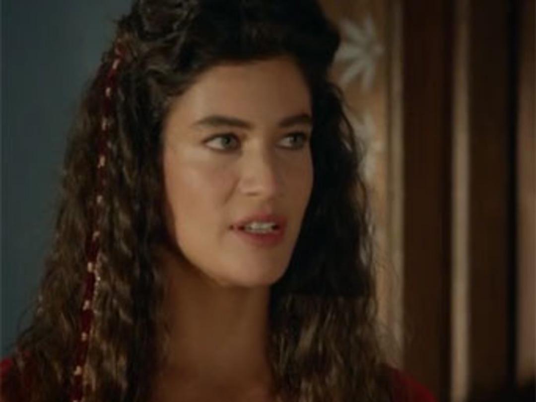 H&uuml;rrem Sultan adetten kesilmiş