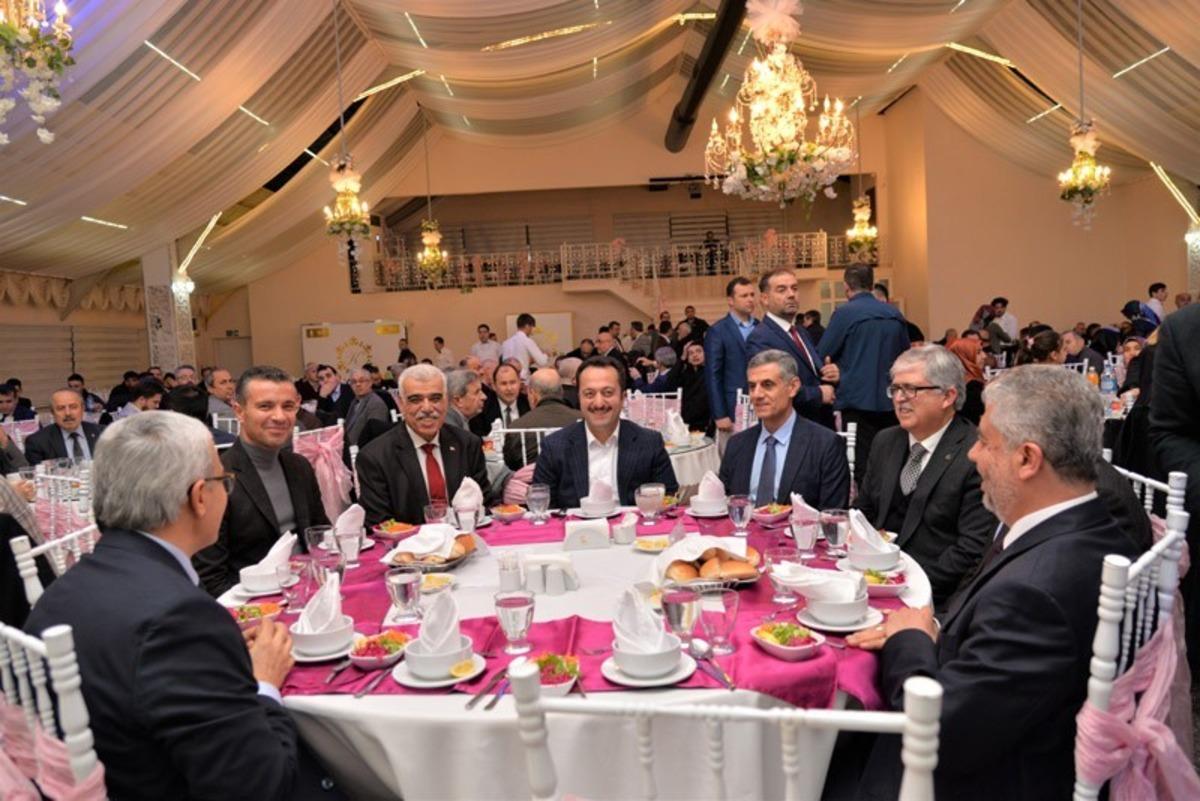 İl M&uuml;ft&uuml;s&uuml; Akkuş i&ccedil;in &rsquo;vefa ve veda&rsquo; gecesi