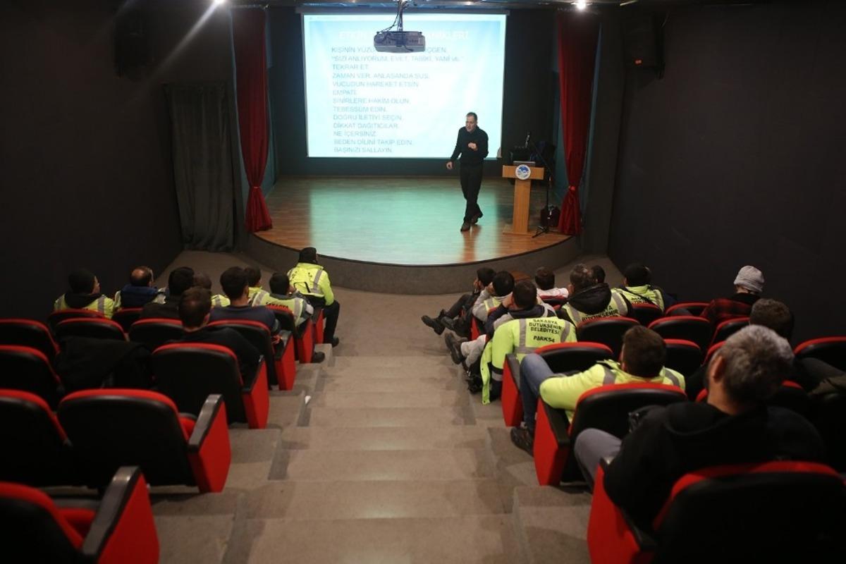 B&uuml;y&uuml;kşehir&rsquo;den kaliteli hizmet i&ccedil;in eğitim