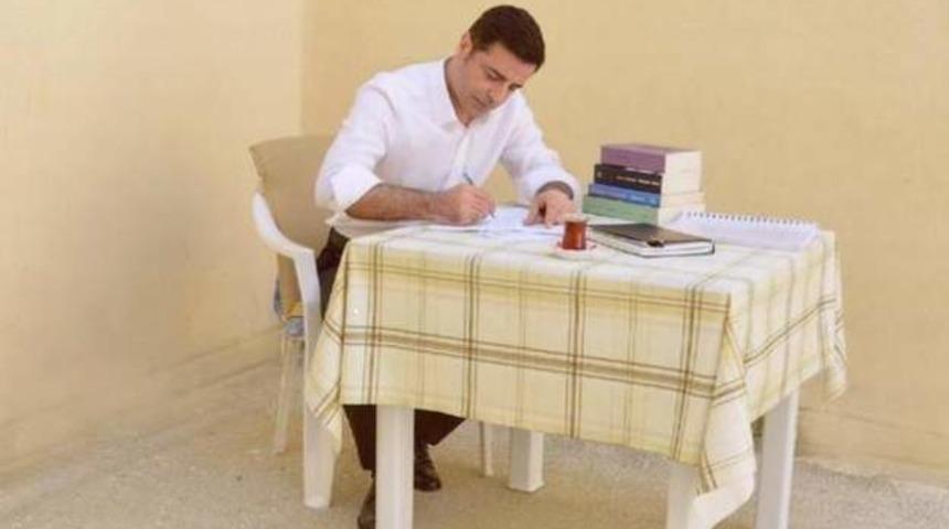 Selahattin Demirtaş duruşmaya neden katılmadı? Sağlık durumuyla ilgili avukatından a&ccedil;ıklama