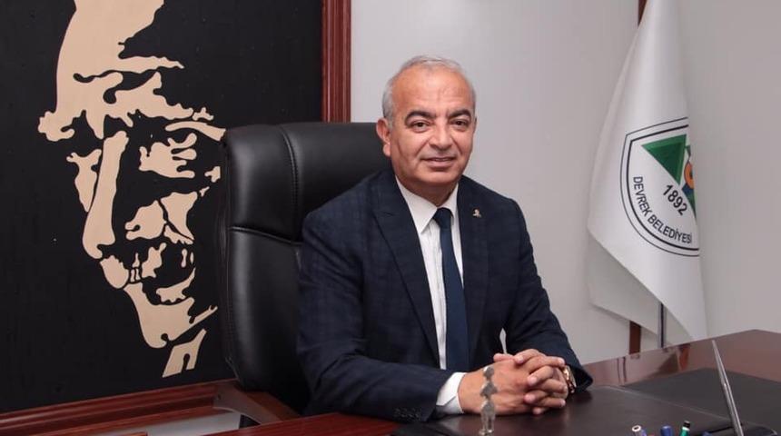 Başkan Bozkurt gazetecilerin g&uuml;n&uuml;n&uuml; kutladı