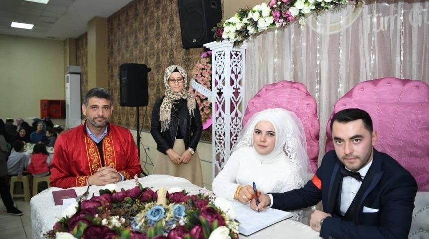 Kartepe&rsquo;de 2019&rsquo;da 800 &ccedil;ift d&uuml;nya evine girdi