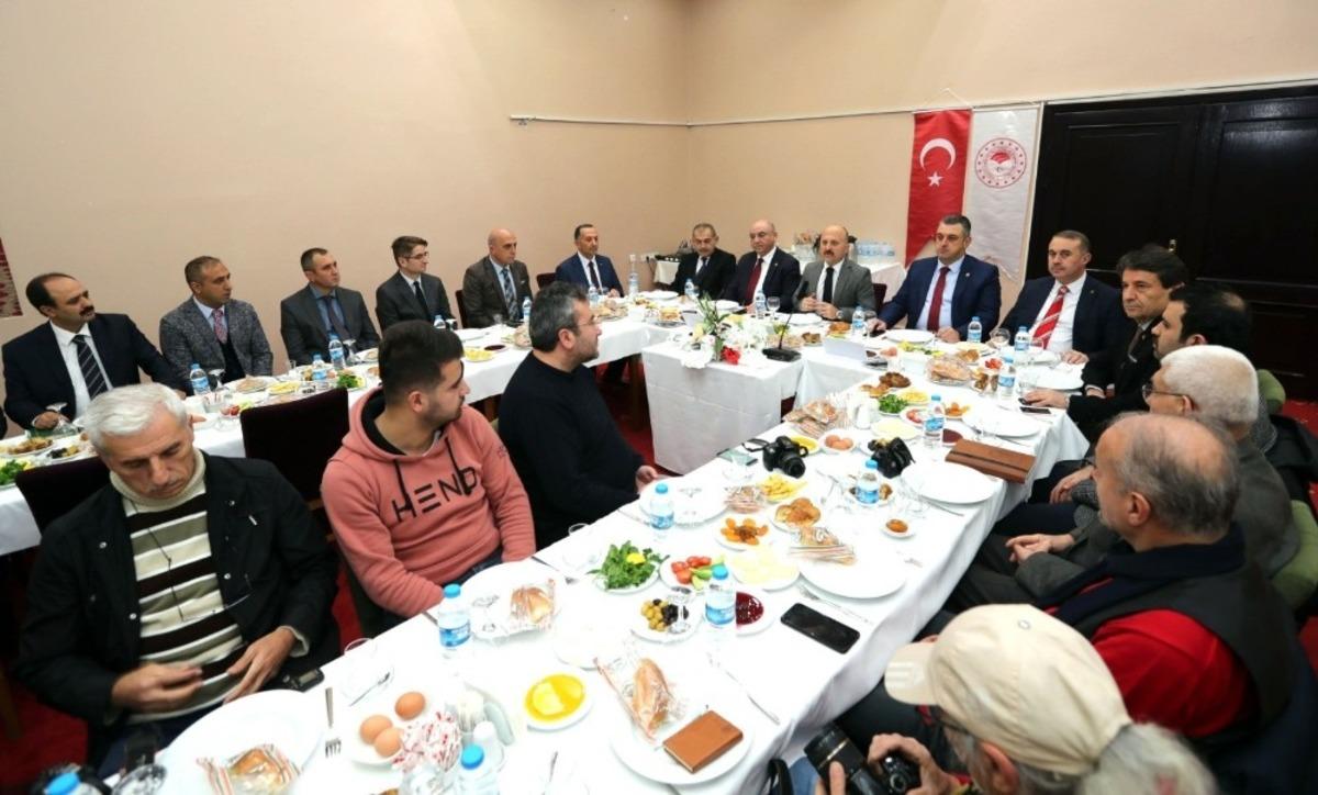 &lsquo;Tarım Şehri Amasya&rsquo;nın 2019 yılı &ccedil;alışmaları masaya yatırıldı