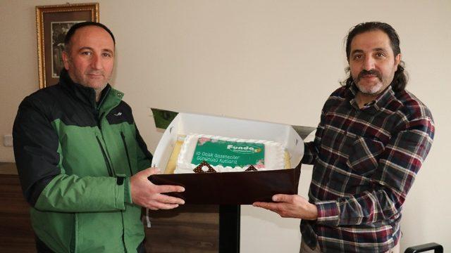 Funda Pastanesi’nden İHA’ya ’10 Ocak’ jesti