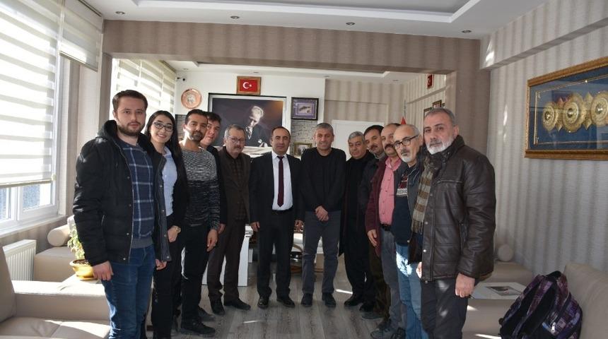 Başkan S&uuml;l&uuml;k, gazetecilerle biraya geldi