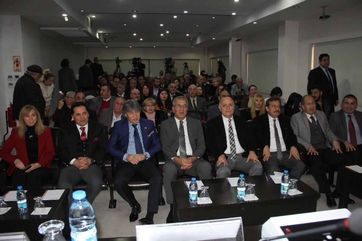 &lsquo;Medyanın Geleceği&rsquo; panelinde sorunlar masaya yatırıldı