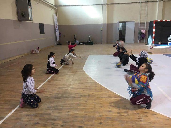 Demirci’de 11 branşta spor kursu G4