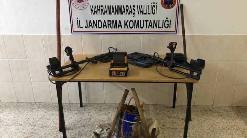 Ka&ccedil;ak kazıya 5 g&ouml;zaltı