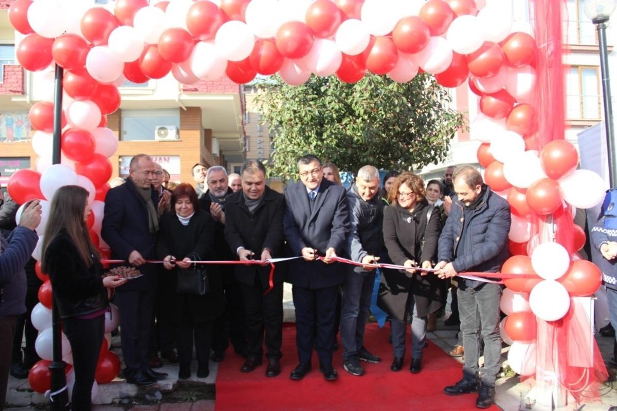 &Ccedil;an&rsquo;da y&ouml;resel &uuml;r&uuml;nler festivali