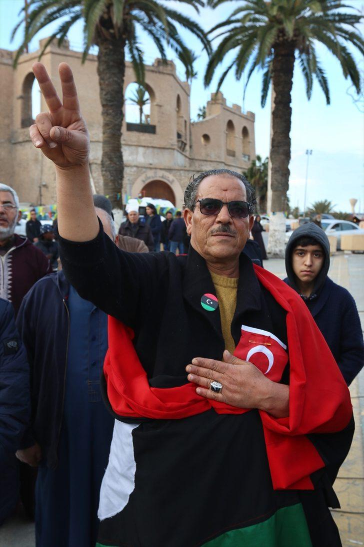 Trablus'ta Hafter saldırıları protesto edildi G2