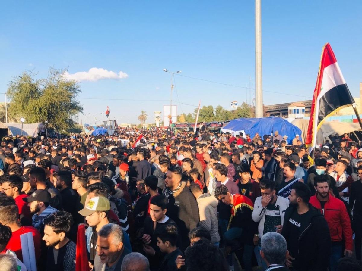 Irak&rsquo;ta protestolar yeniden alevlendi: 2 gazeteci &ouml;ld&uuml;r&uuml;ld&uuml;