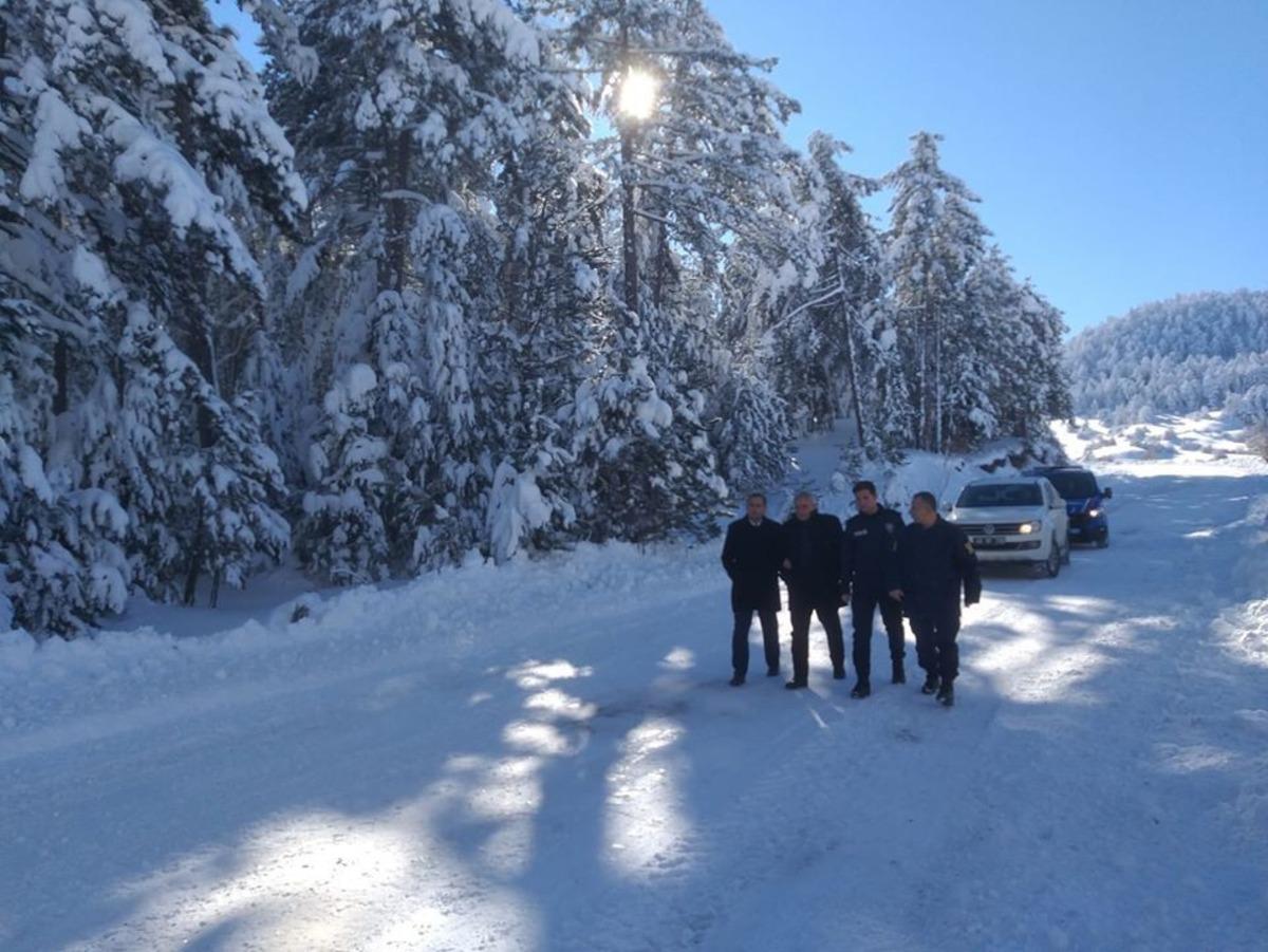 Kar temizleme &ccedil;alışmalrını yerinde incelediler