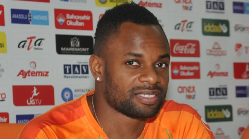 Adanaspor, forvet Mbilla Etame'yi transfer etti