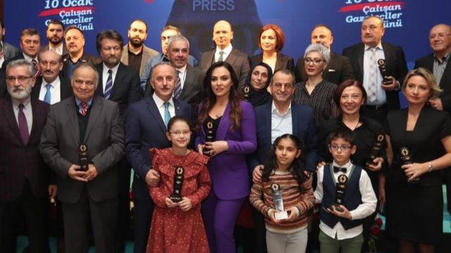 Depremin kahramanlarına ödül