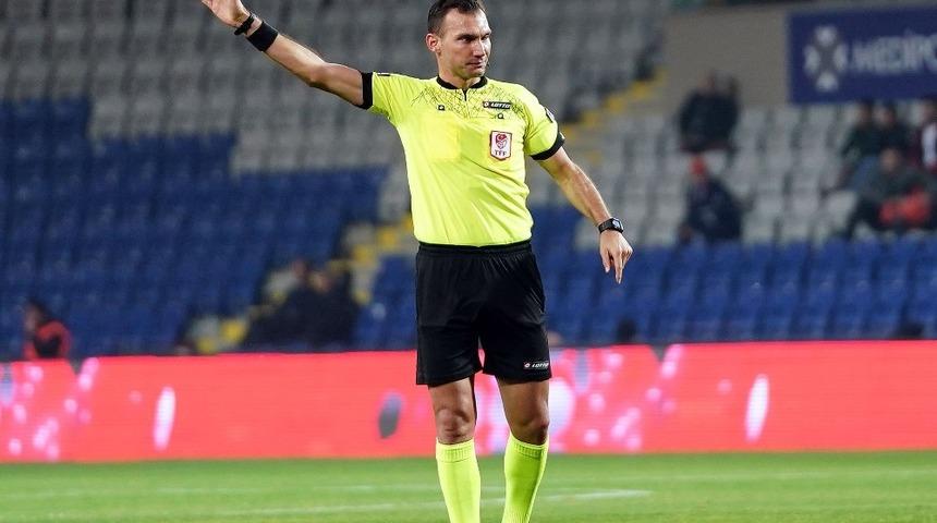 Kayserispor-Fenerbah&ccedil;e ma&ccedil;ının hakemi oldu