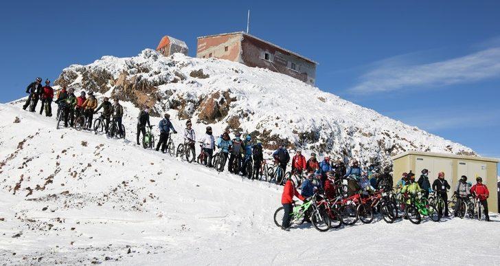 Palandöken festivali dolu dolu geçiyor G4