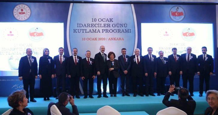 Kaymakam Özkan’a "Yılın İdarecisi" ödülü verildi G2