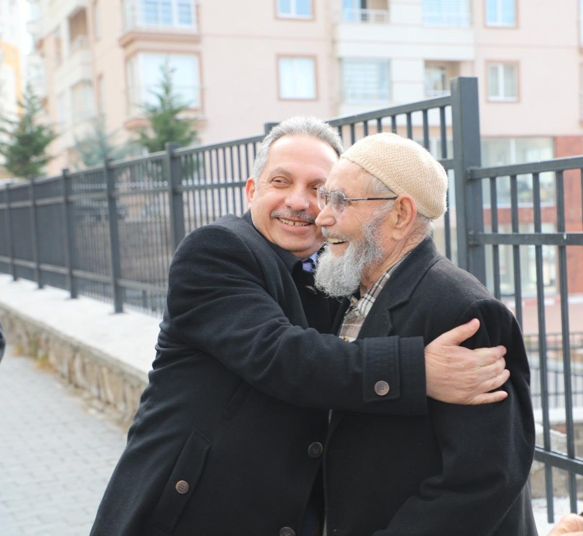 Vatandaş istedi, Başkan Yal&ccedil;ın yerinde &ccedil;&ouml;z&uuml;m &uuml;retti