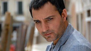 Rafet El Roman kendisine mesaj atan hayranlarını ifşa etti! 