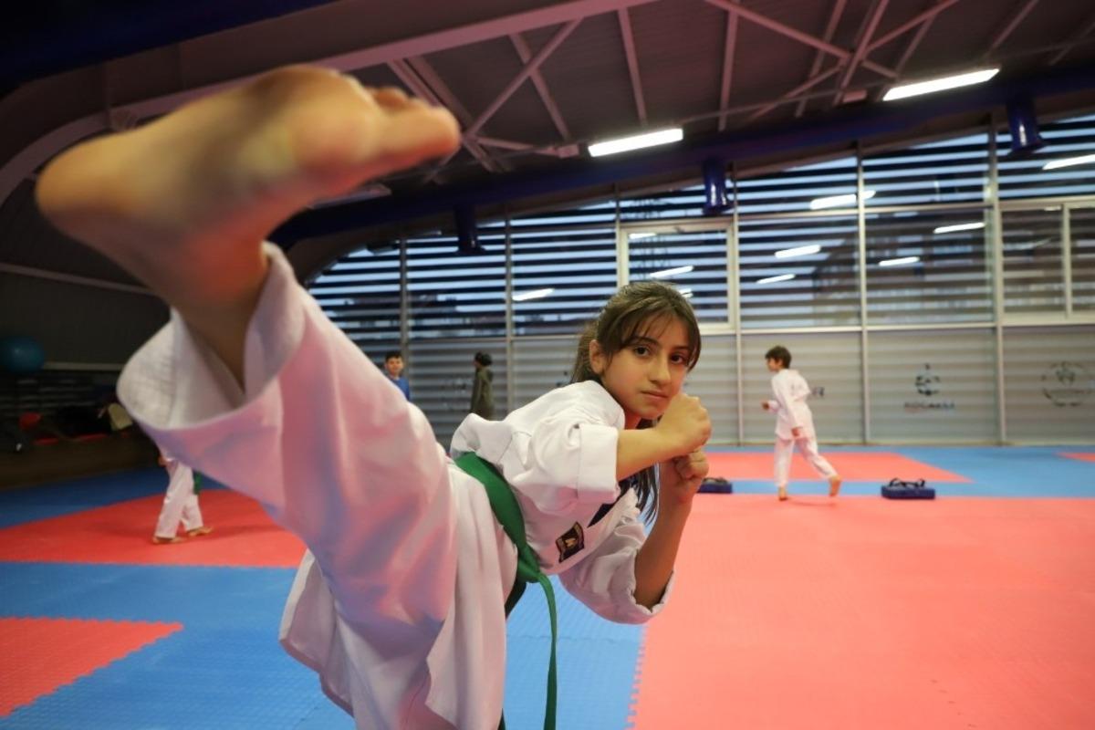 Bilgievi&rsquo;nde tekvando &ouml;ğreniyorlar