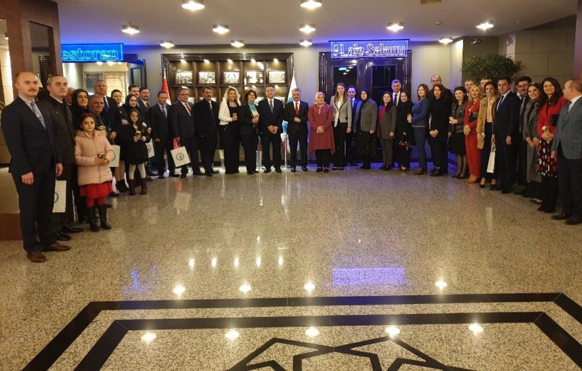 Balıkesir&rsquo;de g&ouml;rev yapan m&uuml;lki amirler toplandı