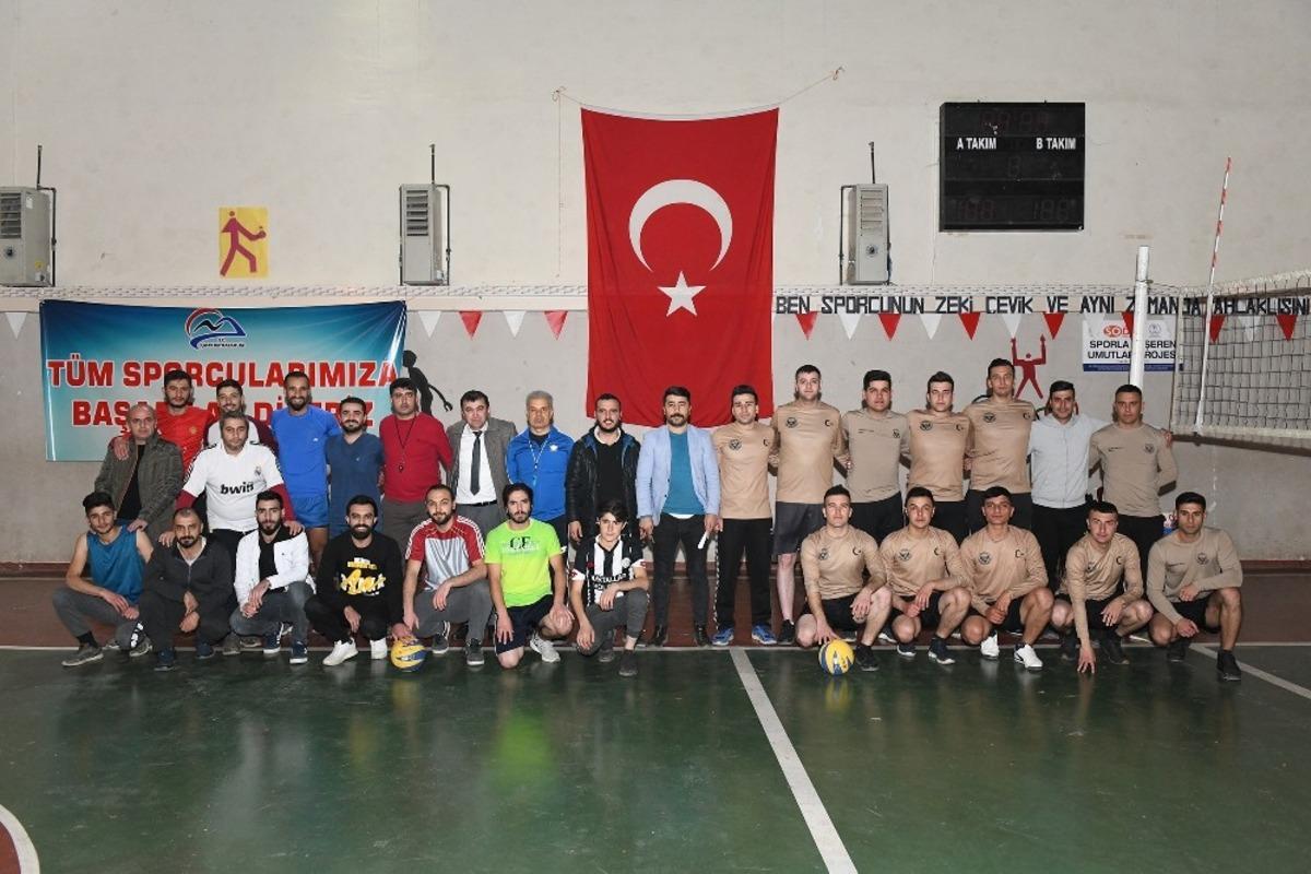 &Ccedil;atak&rsquo;ta 5. geleneksel voleybol turnuvası başladı