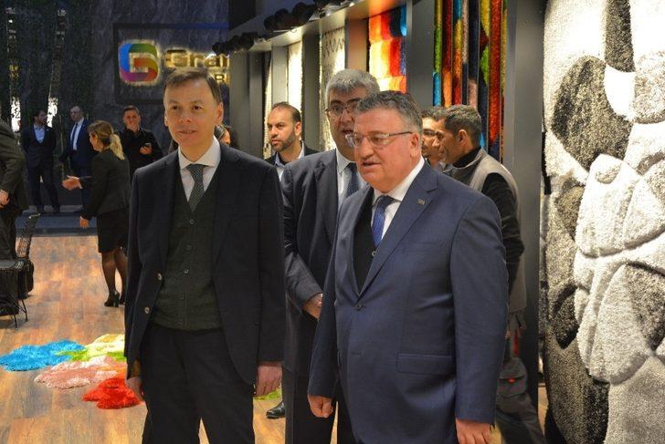 Hannover’de Gaziantepli halıcılara büyük ilgi G3