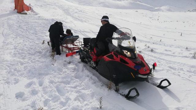 Davraz’da kayakçılar JAK timine emanet