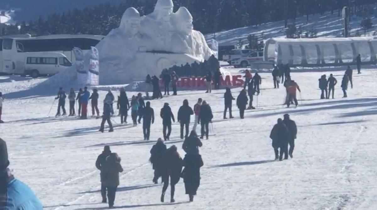 Sarıkamış Kayak Merkezi hafta sonu doldu taştı