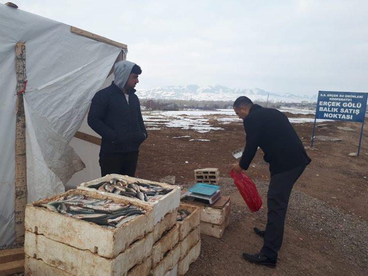 Erçek Gölü’ndeki balıklara boy denetimi G3