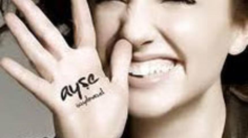 H&uuml;lya'dan, Ayşe'ye Dava!