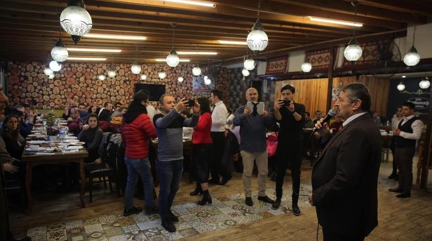 Başkan Akın gazetecilerle buluştu