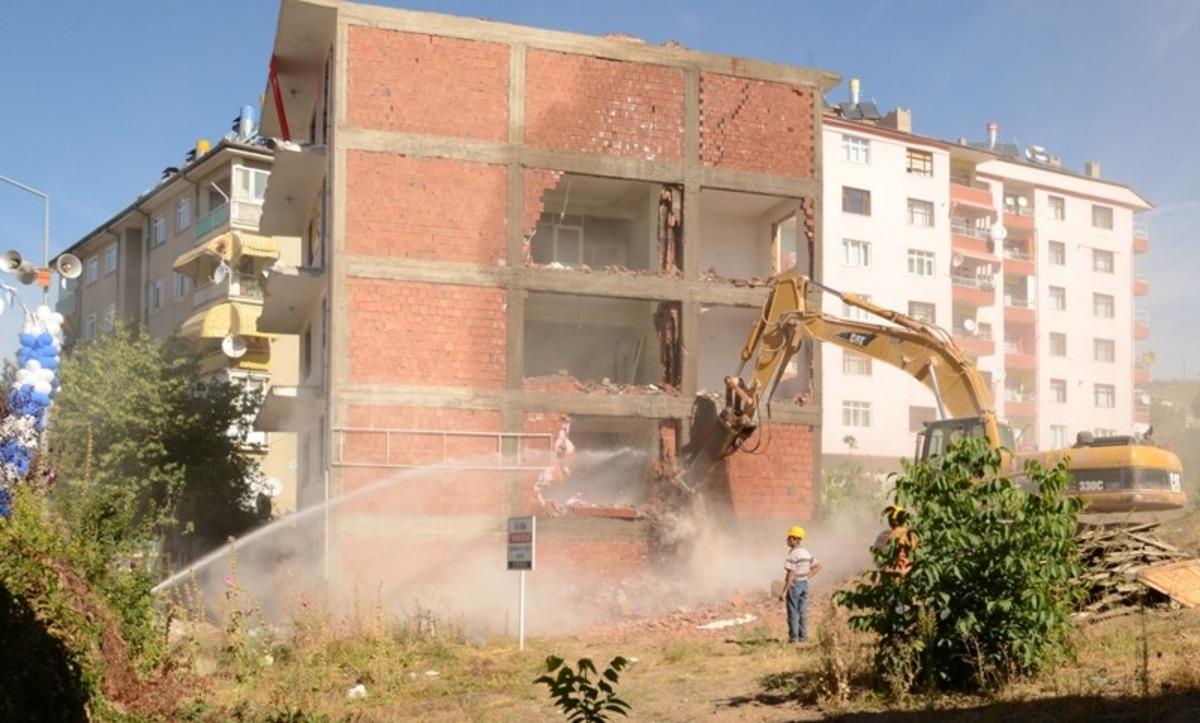 Tokat&rsquo;ta 7 yılda 2 bin 19 riskli bina, 138 iş yeri yıkıldı