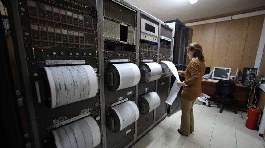 Son depremler! Marmara Denizi'nde 9 saatte 38 deprem meydana geldi