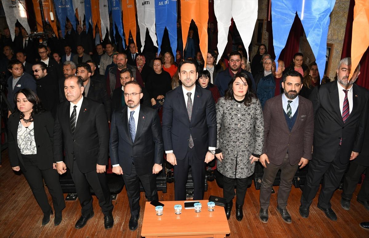 AK Partili Turan "100'e yakın belediyeden AK Parti'ye katılım olacak"